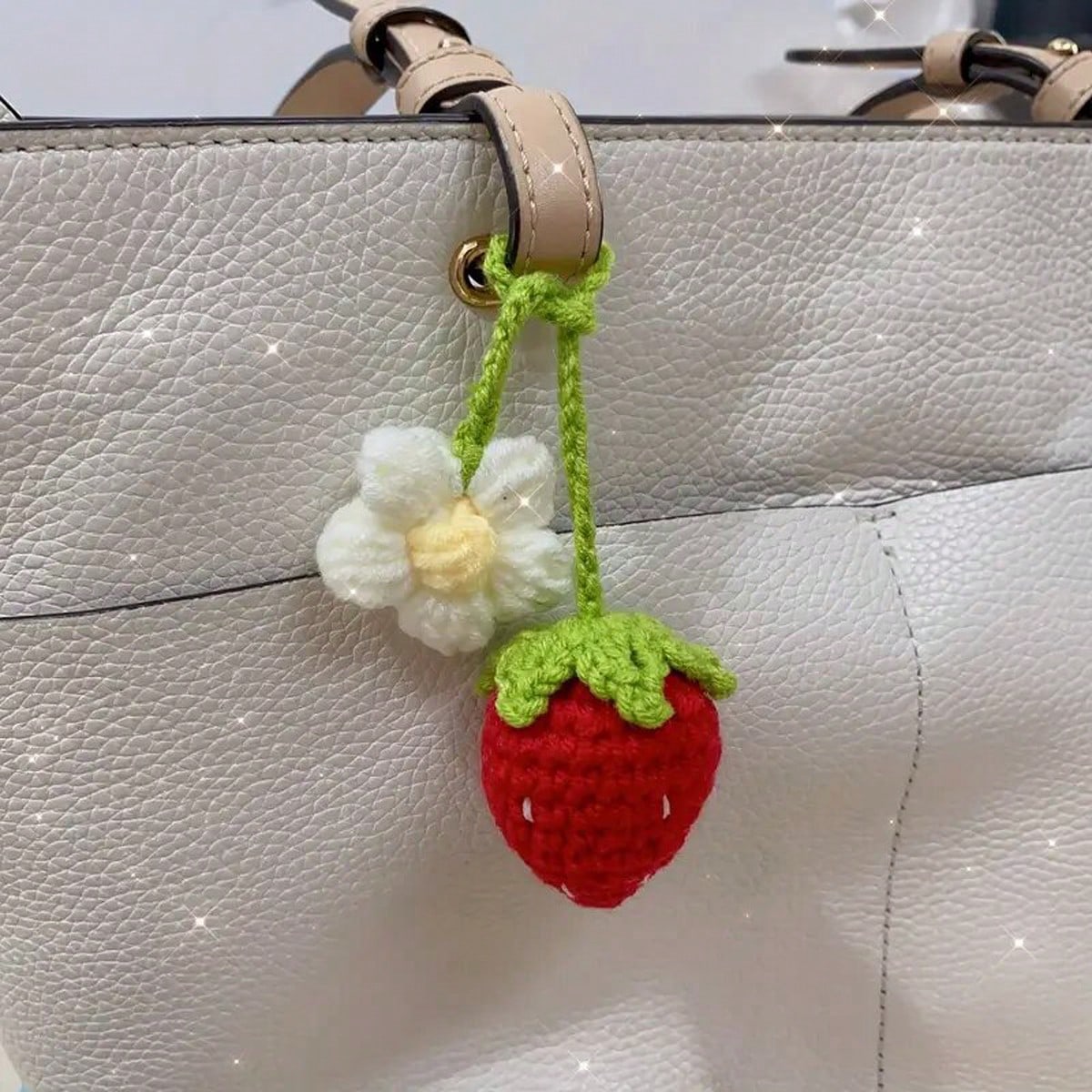 Crochet Strawberry Keychain Pendant, DIY Handmade Product, Decoration For Bag, Car, Birthday Gift For Girls Car Accessories Bag Charm Backpack For School Cute Goth Y2k