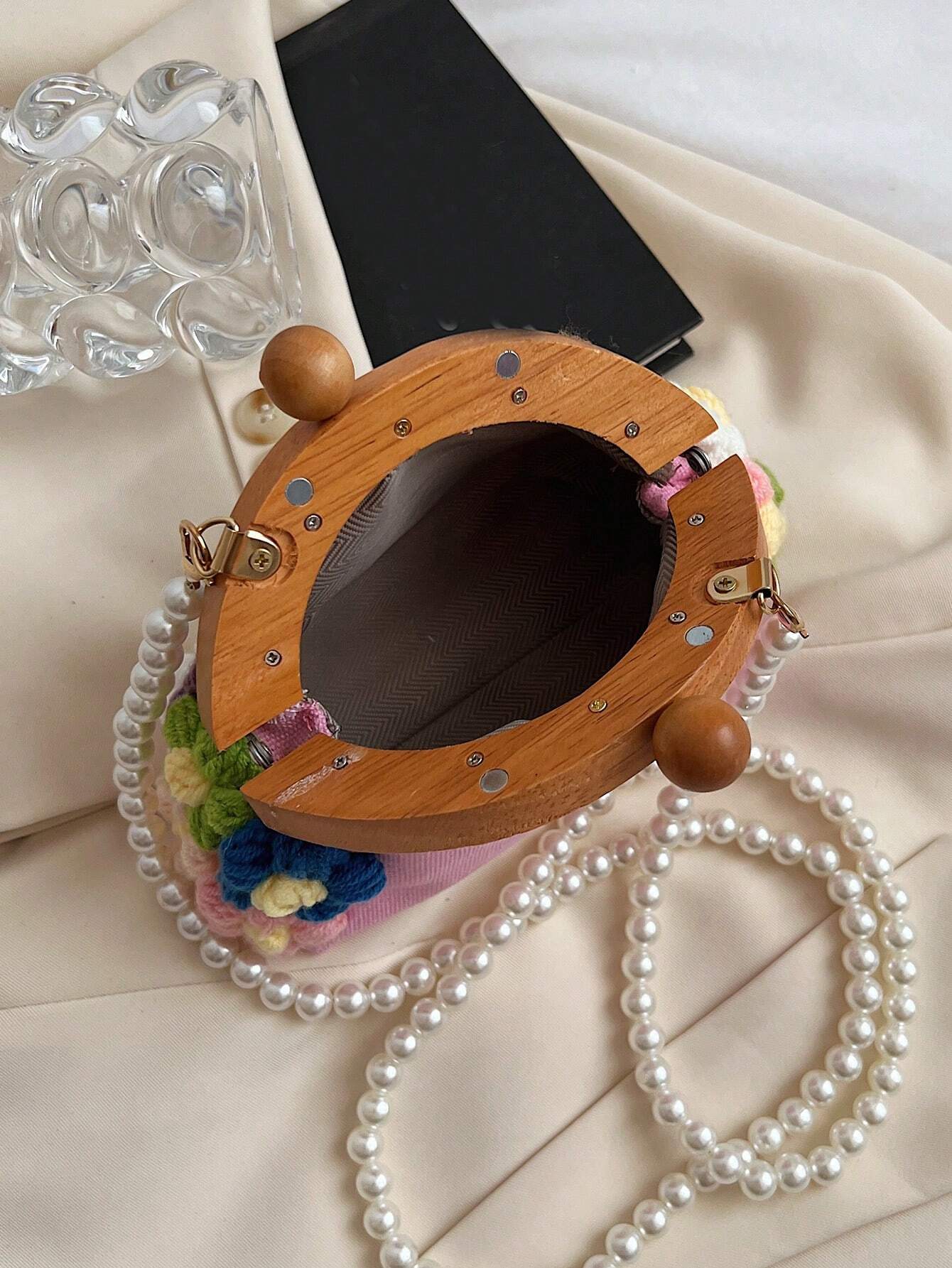 Fairy Bag Summer New Forest Literature And Art Flowers Foreign Small Fragrance Faux Pearl Shoulder Canvas Shell Bag Faux Pearl Chain Small Bag Fashion Clip Shell Bag Small Fresh Shoulder Bag Crossbody Bag, Exquisite Floral Bag For Women