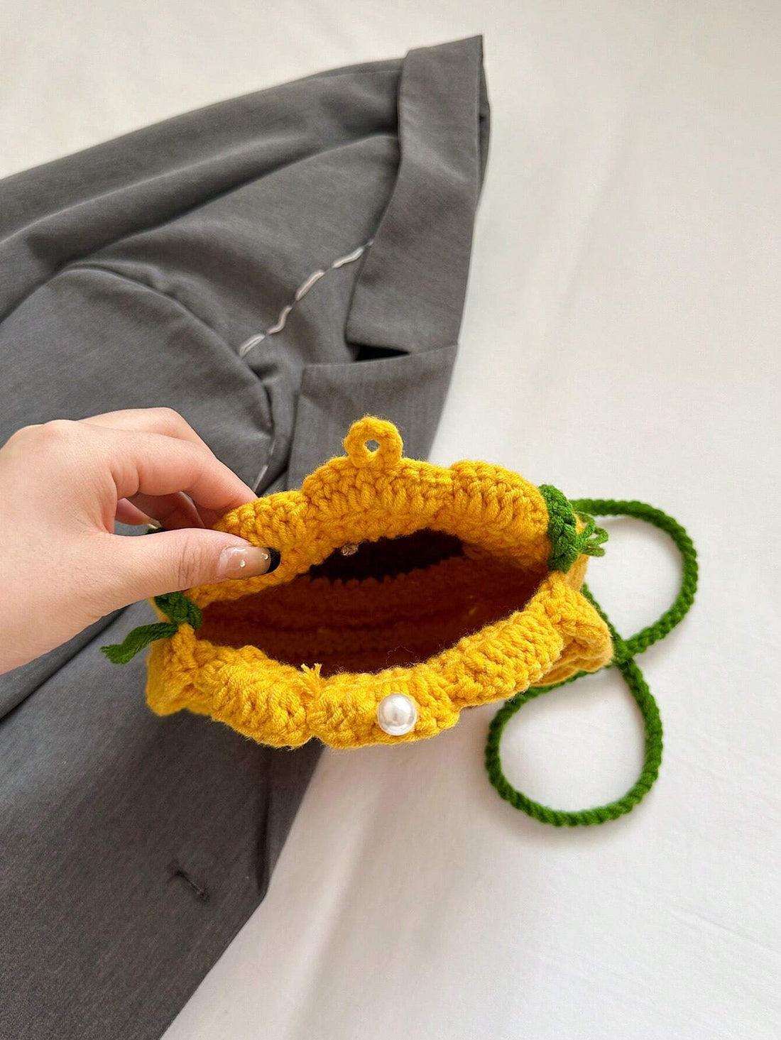Finished Product: Double-Sided Sunflower Mini Crochet Handmade Knitting Sweet Cross-Body Knitted Bag Key Coin Purse, Exquisite Floral Bag For Women