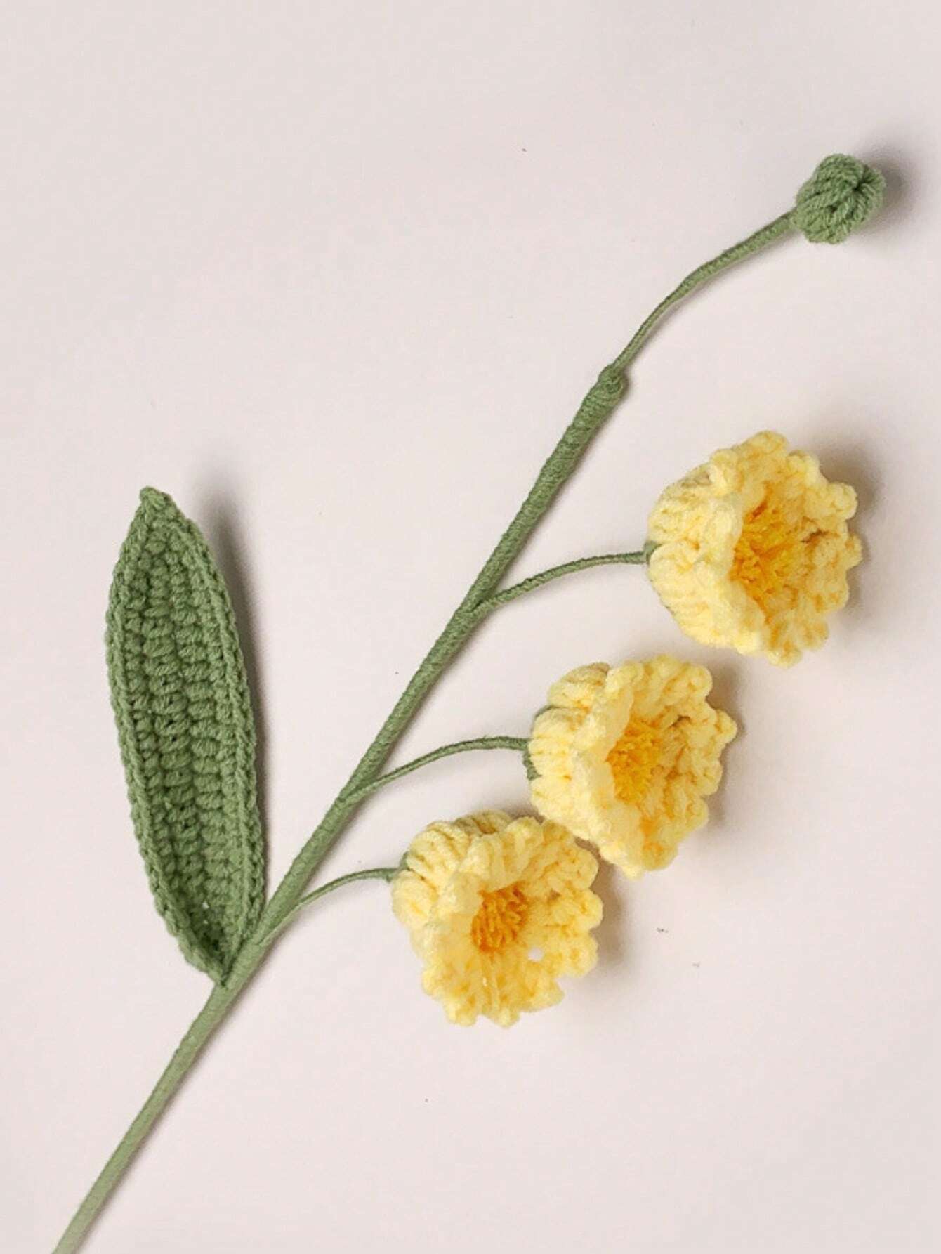 Crochet Love Flower Gift Set - Hand-Woven Wool Art, Timeless Romantic Decor For Mother's Day, Teachers Day, Birthdays, Graduations - Exquisite DIY Artificial Blossoms For Home & Room Accent