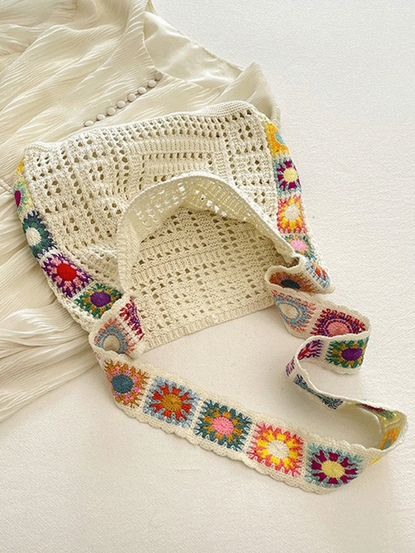 Korean Fashion Knitting Bag Bohemian Style Knitting Bag Holiday Wind Hollow Knitting Bag, Flower Pattern Decorative Messenger Bag Shoulder Bag Hook Bag Female Bag, Suitable For Travel