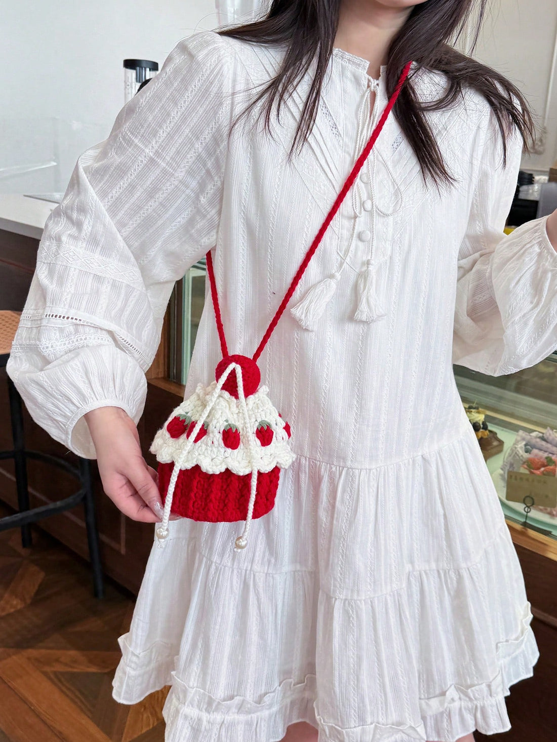 Hand-Knitted Strawberry Cake Coin Purse Women New Arrival Hand-Crocheted Crossbody Bag Colorblock Cartoon Bucket Bag, Fashion & Stylish Handmade Crochet Bag, Perfectly Matching With Crochet Set