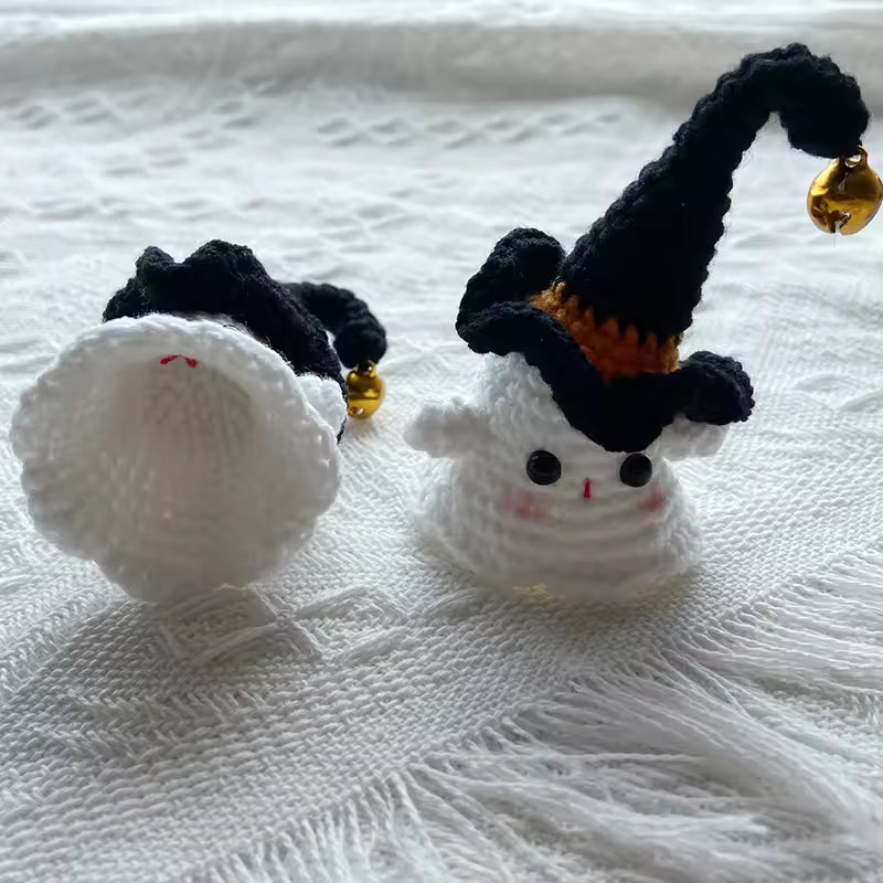 Creative Halloween Crochet Ghost Pendant – Handwoven Keychain & Bag Accessory (5 Styles)