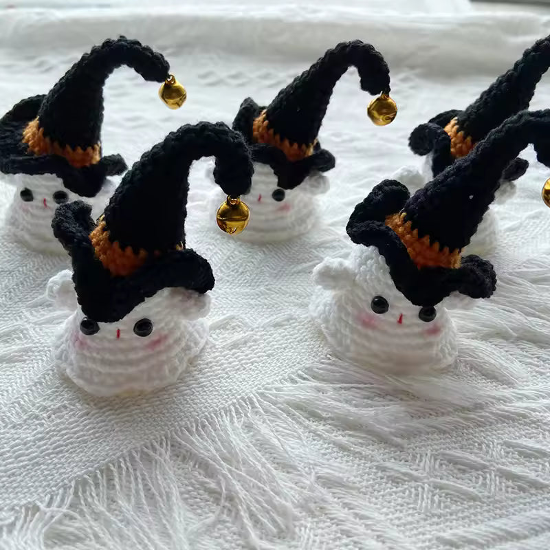 Creative Halloween Crochet Ghost Pendant – Handwoven Keychain & Bag Accessory (5 Styles)