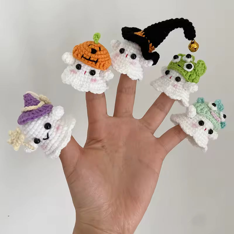 Creative Halloween Crochet Ghost Pendant – Handwoven Keychain & Bag Accessory (5 Styles)